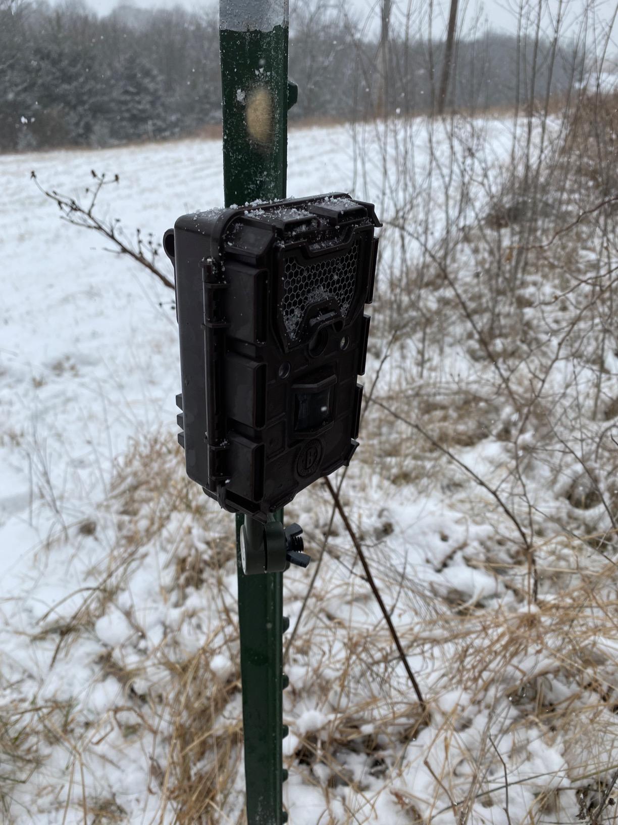 HME T-Post Trail Camera Holder | Compact Sturdy Adjustable Design | Easy Installation & Versatile Compatibility customer photo 1