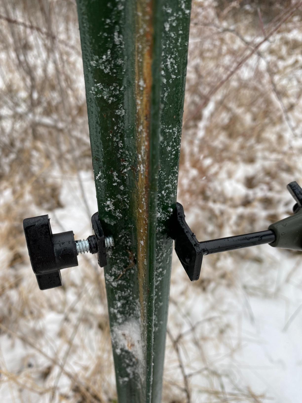 HME T-Post Trail Camera Holder | Compact Sturdy Adjustable Design | Easy Installation & Versatile Compatibility customer photo 2