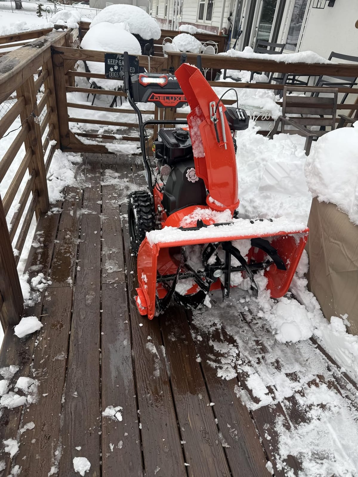 Ariens ST28DLE Deluxe SHO 28 in. Two-Stage Electric Start Gas Snow Blower customer photo 2
