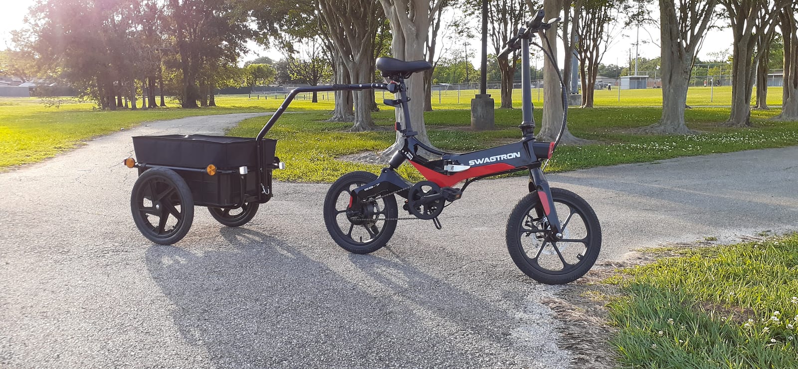 Aosom Bicycle Cargo Trailer with Waterproof Cover, Bike Wagon Trailer | Removable Box, Two 16in Wheels customer photo 1