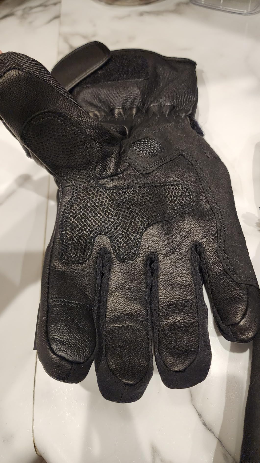 SAVIOR HEAT Heated Motorcycle Gloves for Men & Women, Waterproof Windproof, Touchscreen Compatible, 7.4V Rechargeable Battery Gloves Winter Outdoor Riding, Cycling, Snowmobile customer photo 1