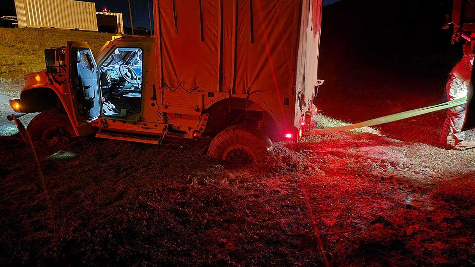 Tow Rope and Recovery Strap, 35000 Lb Heavy Duty Off Road Winch 3x20 Ft customer photo 2