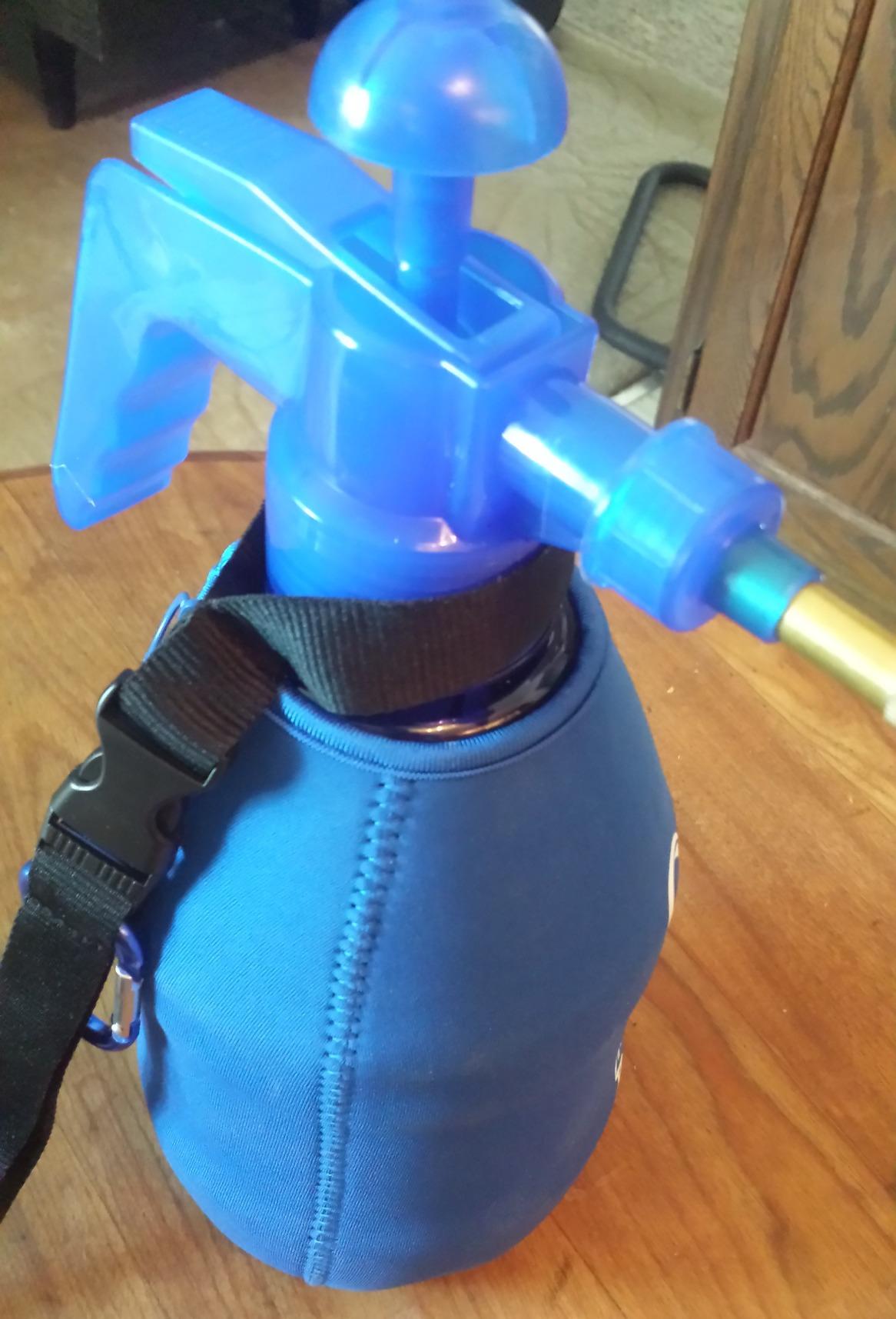 Ultra Cool XL 1.5L Personal Water Mister & Pump Sprayer | Battery-free 1.5L mister with zippered neoprene sleeve, wide mouth for ice, separate lanyard, D-ring clip and spare parts customer photo 1