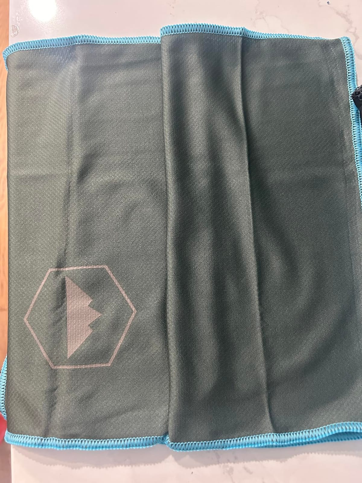 Tough Outdoors Cooling Towels for Neck Face - Neck Cooling Towel for Hot Weather Yoga Sports Golf Sweat - Instant Cold Towel customer photo 1