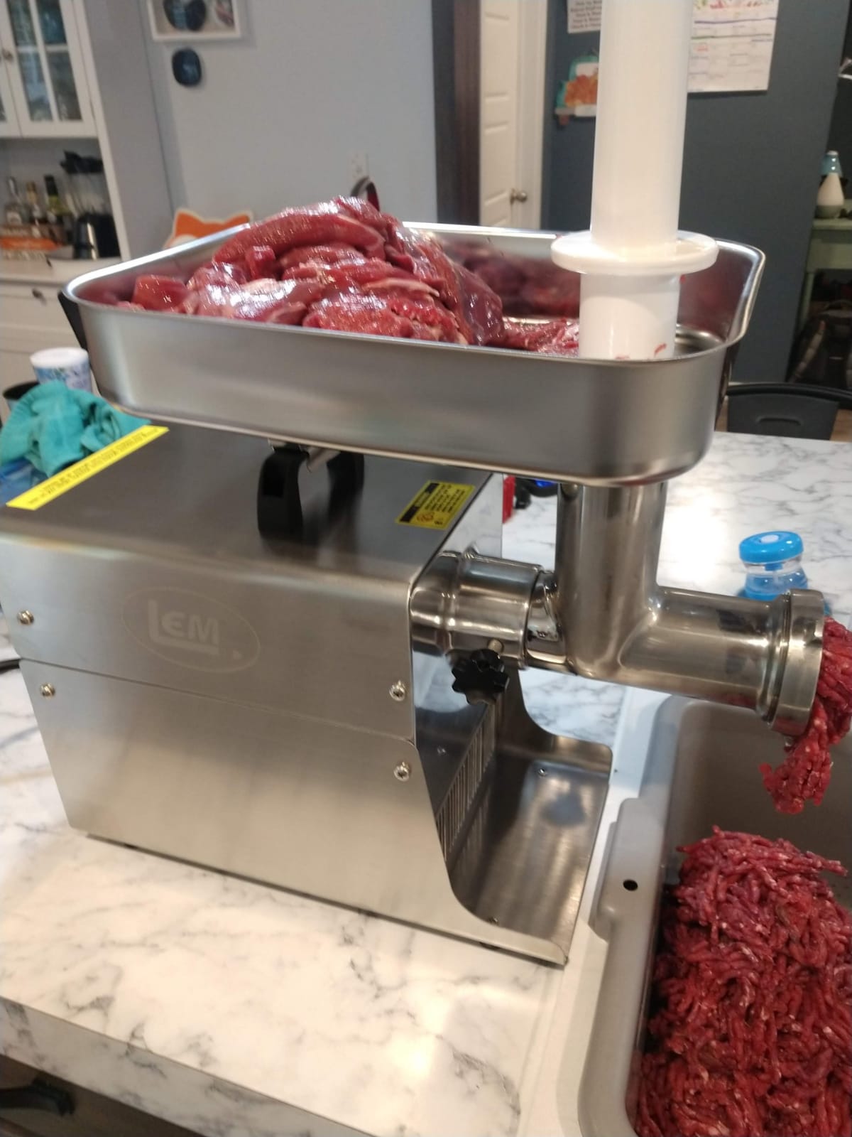 LEM Products BigBite #8 Meat Grinder, Electric Meat Grinder | Kitchen Appliance for Home Use, Heavy-Duty Food Processor for Grinding and Sausage Stuffing, 0.5 HP, Stainless Steel customer photo 1