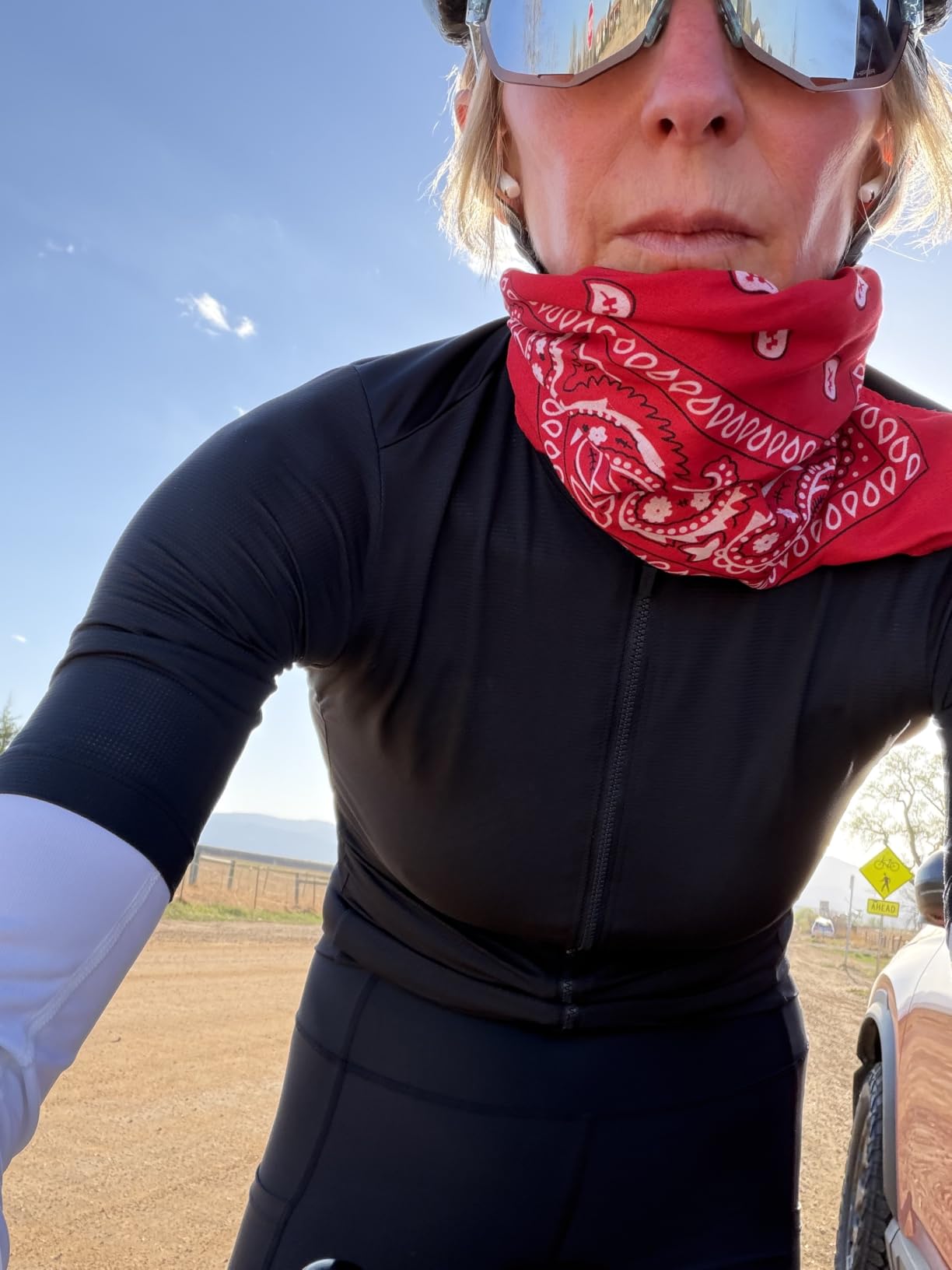 PEARL iZUMi Unisex Sun Arm Sleeves, Durable & Stretchy Sleeves For Sun Protection When Cycling, Running & more customer photo 1