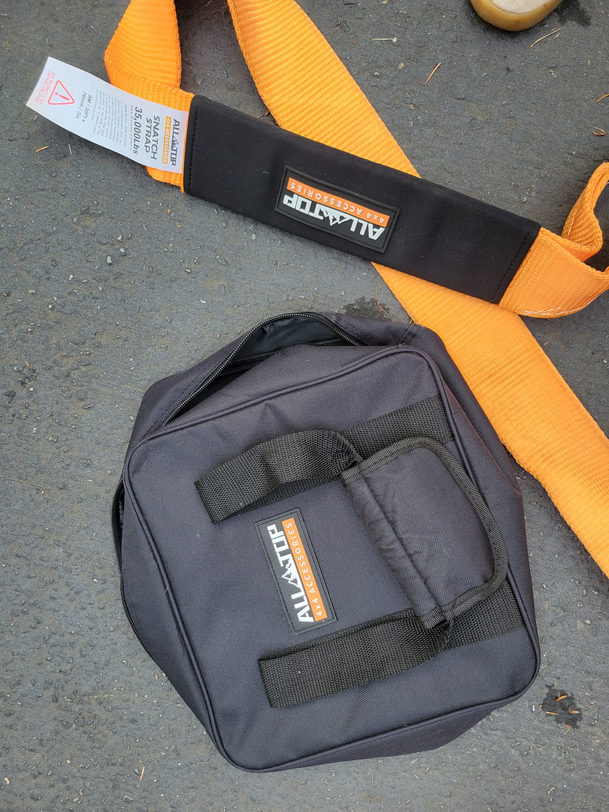 ALL-TOP Heavy Duty Tow Strap Recovery Strap Kit : 3 inch x 30 ft (35,000 lbs) 100% Nylon and 22% Elongation Snatch Strap + 3/4 D Ring Shackles (2pcs) + Storage Bag customer photo 2