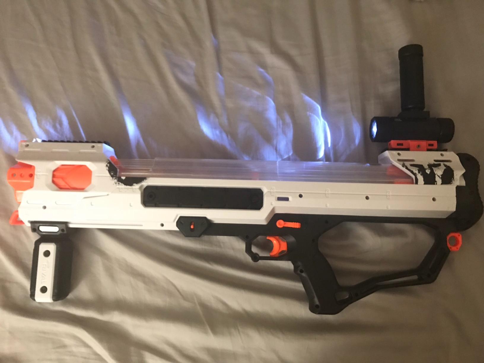 Nerf Rival Phantom Corps Hades XVIII-6000 Blaster with Rival Ammo and Colored Flags for Ages 14+ (Amazon Exclusive) customer photo 2
