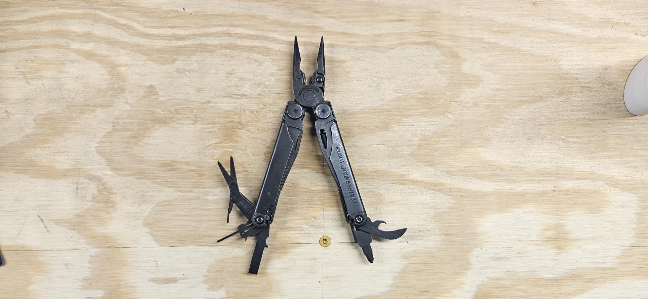LEATHERMAN Wave Plus 18-in-1 Multi-Tool, DIY and Outdoors, Black | Outside-Accessible Blades, Replaceable Wire Cutters, Spring-Action Scissors, Locking Tools customer photo 2