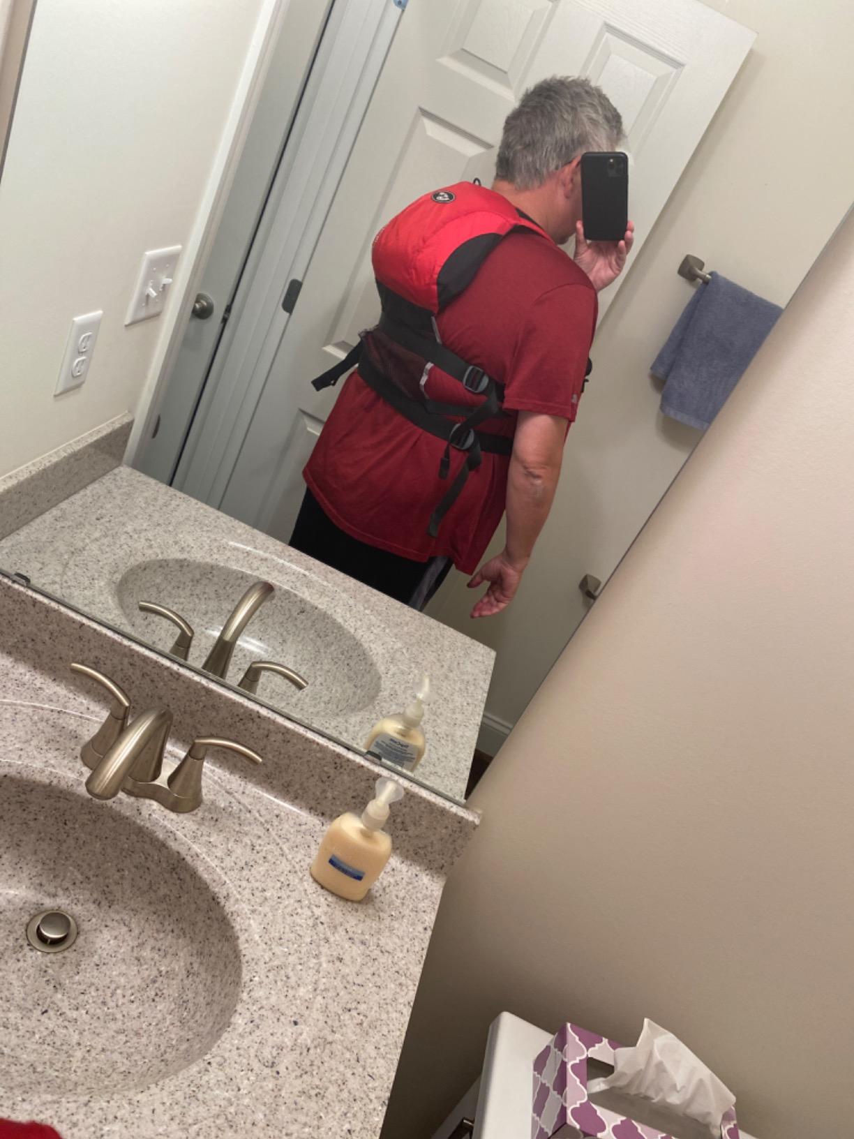 Stohlquist Piseas Lifejacket: USCGA Approved Type III PFD, Optimized Sizing, Dual Zippered Pocket, Multiple Mounting Points (Grass Green, S/M) customer photo 1