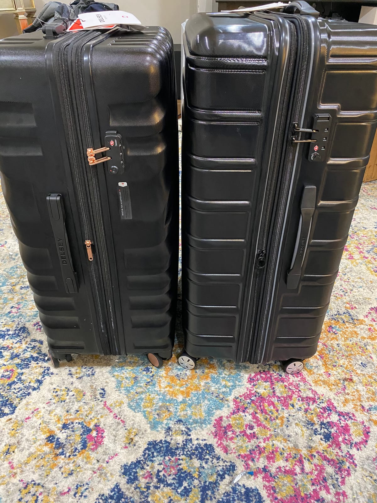 DELSEY PARIS Alexis Durable Luggage Set, Expandable & Lightweight 4-Wheel Spinners, Easy Grip handles for Smooth Journeys, TSA-Lock Incorporated, Men and Women, Navy, 3-Piece Set (21