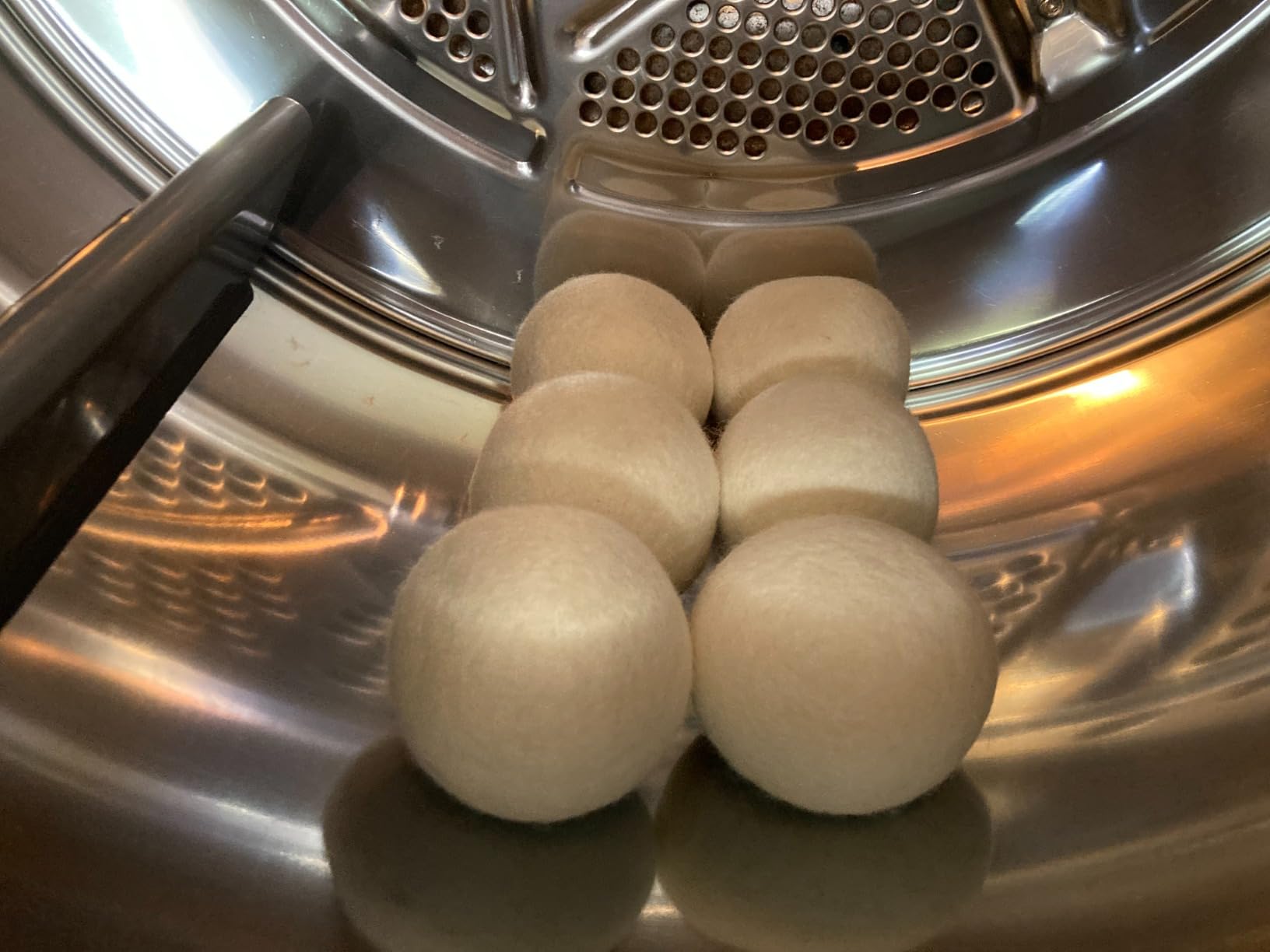 Wool Dryer Balls Natural Fabric Softener and 100% Organic, Chemical Free and Reduces Wrinkles. Saving Electricity and Drying Time XL Size 4 Pack White customer photo 2