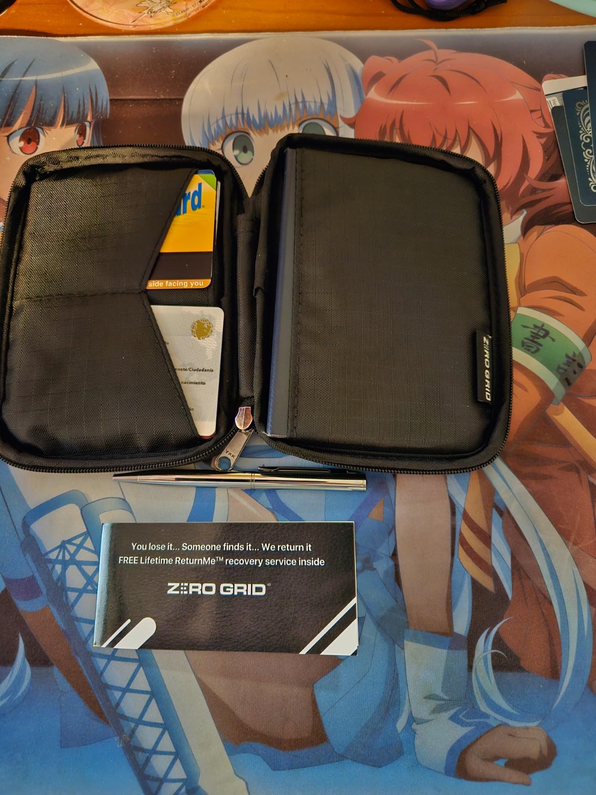 Zero Grid RFID Passport Holder for Passports & Cards, Zippered, Grey customer photo 1