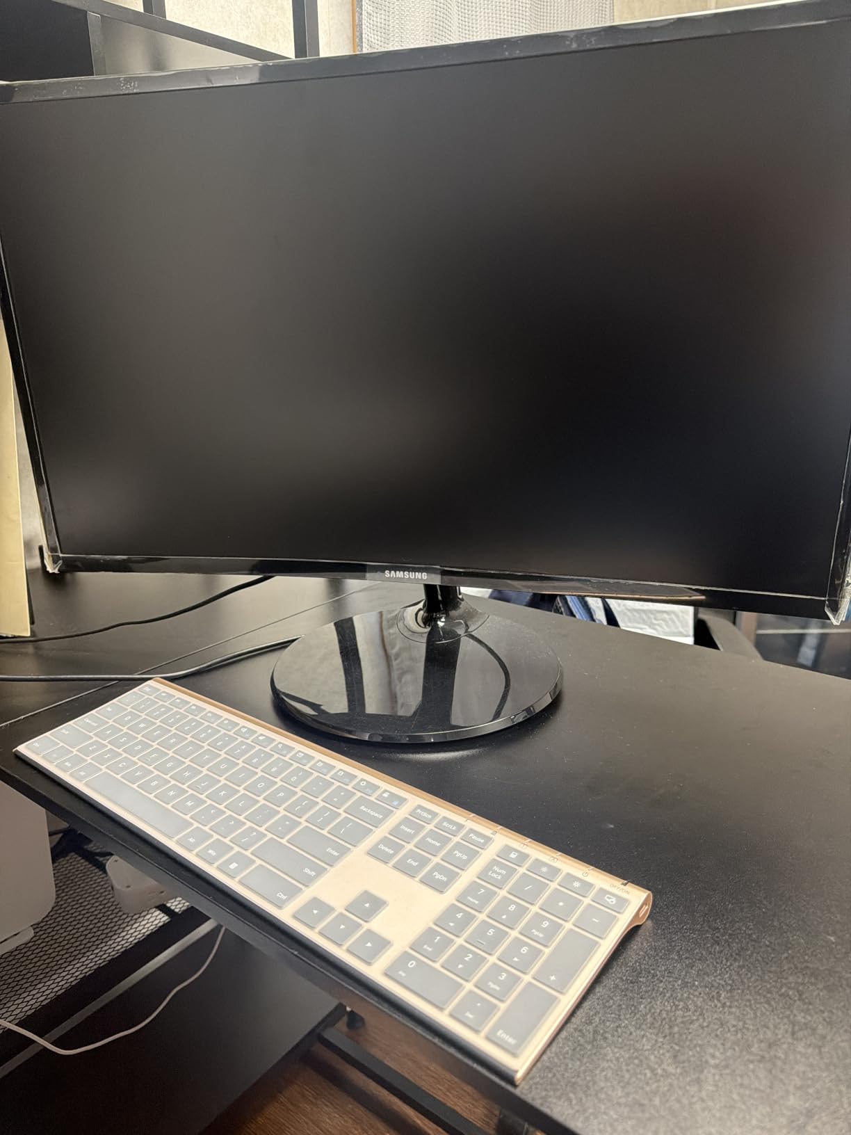 Vssoplor Wireless Keyboard and Mouse, Rechargeable Ultra Slim, Dark Gray customer photo 1