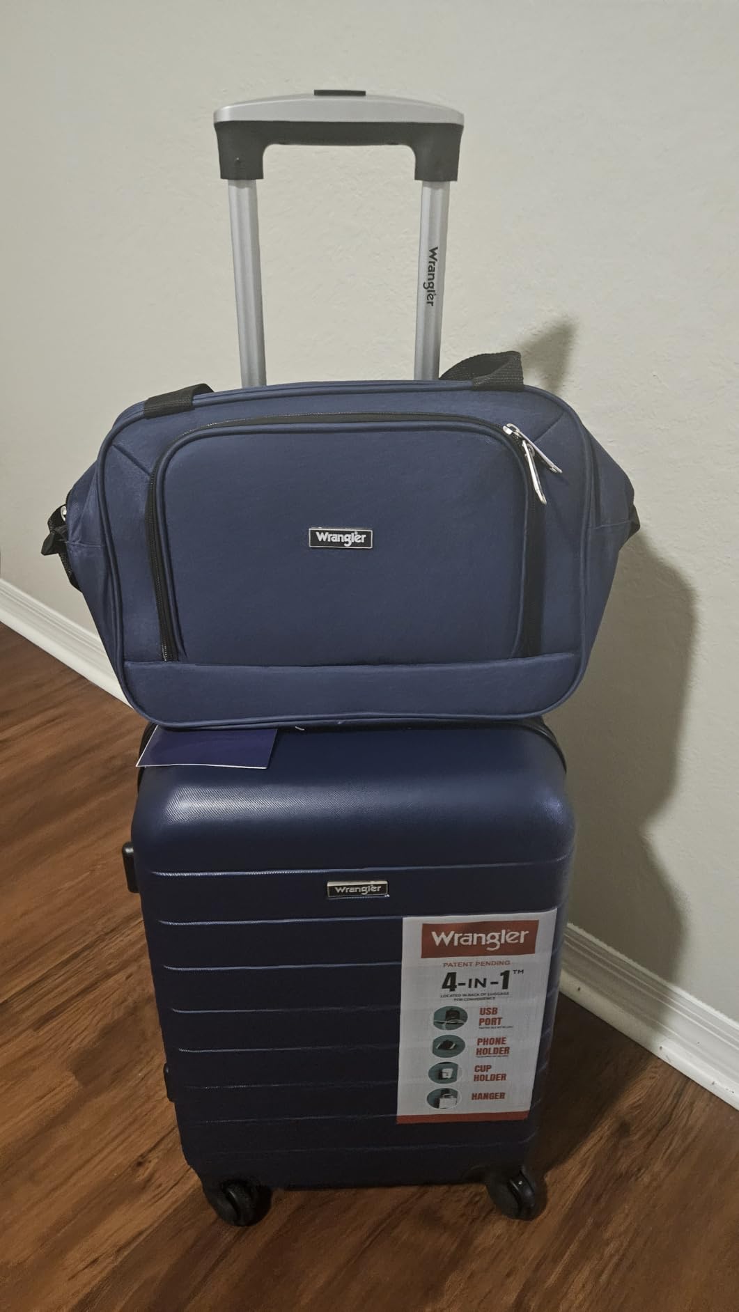 Wrangler Smart Spinner Hardside Luggage, 2 Piece Set, Black customer photo 1