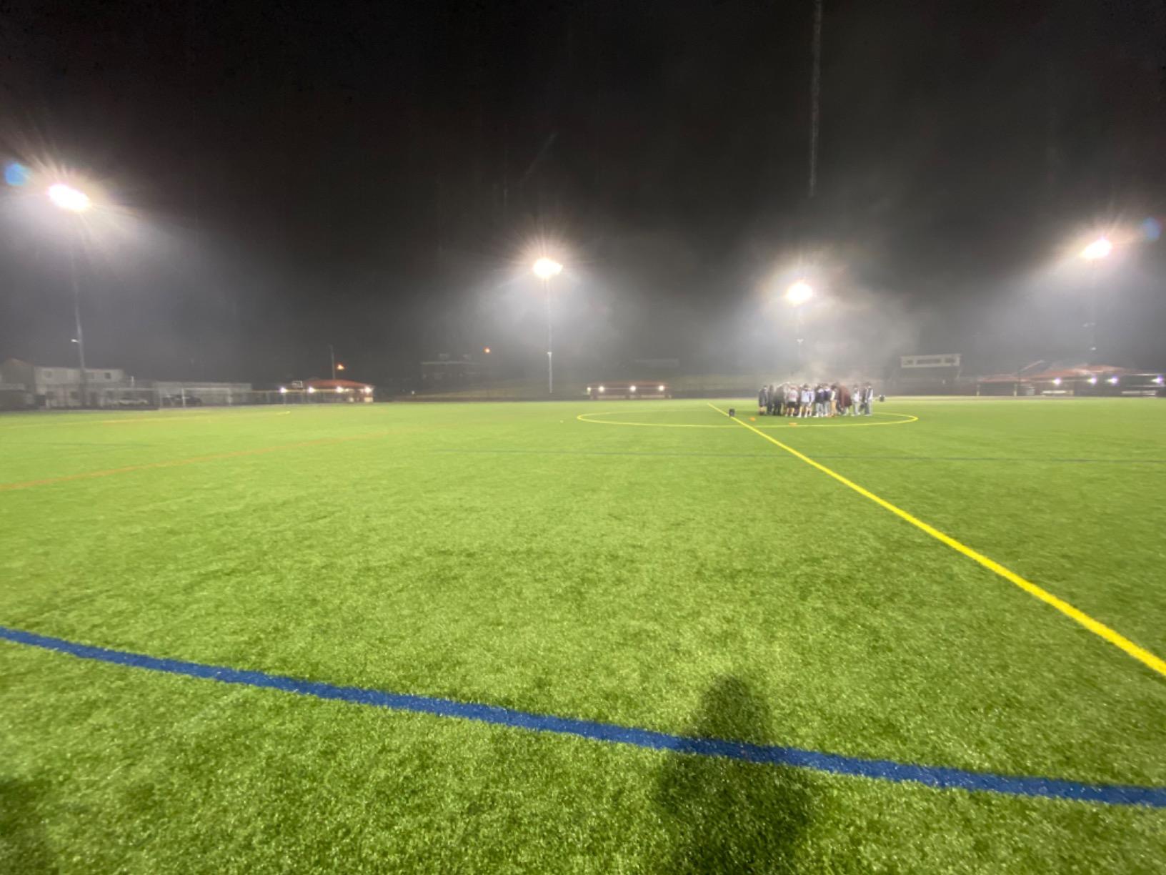 Waterproof Outdoor Blanket for Sporting Events - Warm, Dry & Comfortable | Ideal stadium blanket for sports spectators, picnics & camping. Keeps you warm & dry on cold, wet days. Easy to pack & clean. customer photo 2