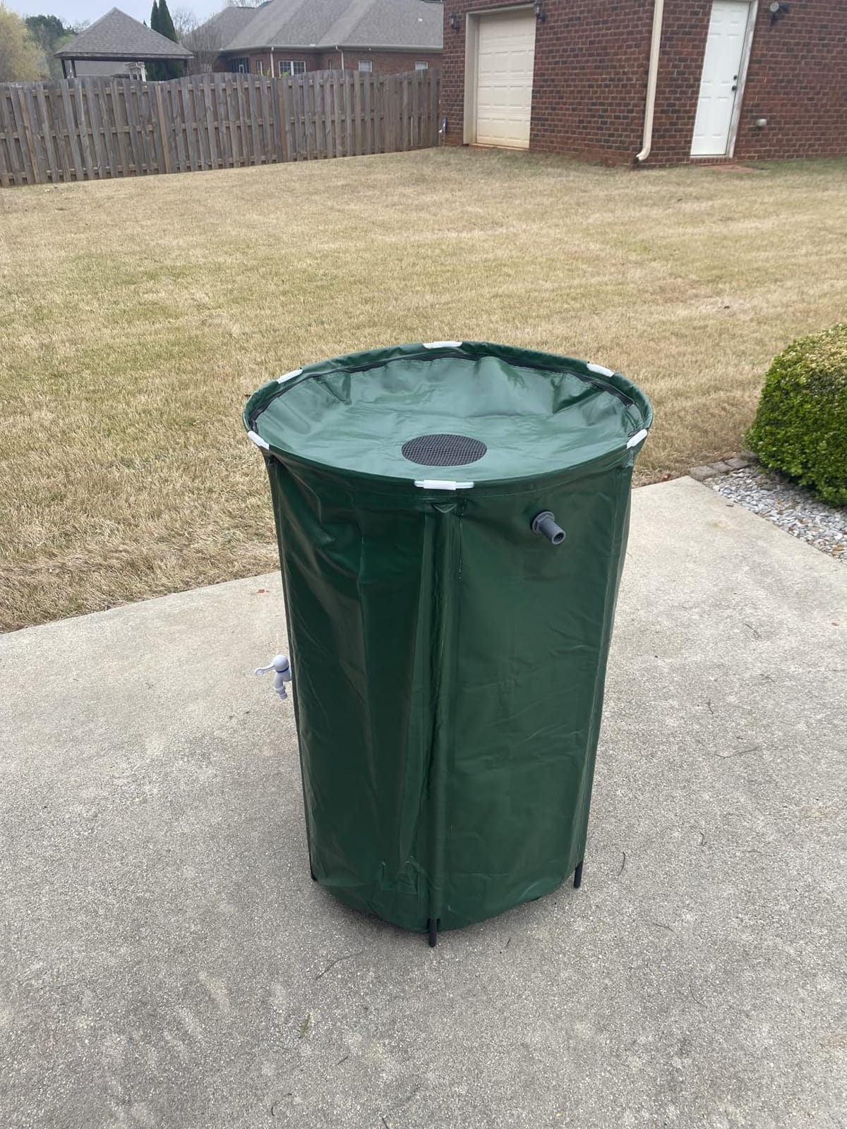 VINGLI 66 Gallon Collapsible Rain Barrel, Portable Water Storage Tank, Rainwater Collection System Downspout, Water Catcher Container with Filter Spigot Overflow Kit customer photo 1