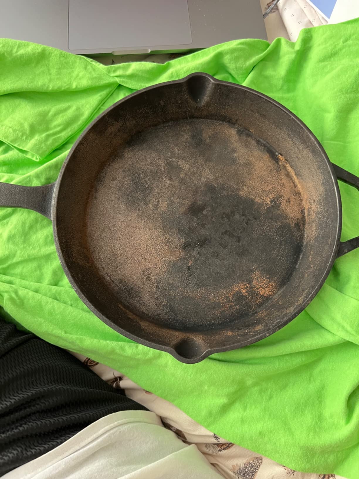 CLARK'S Cast Iron Seasoning Oil (12 Ounces) - 100% Plant Based from Refined Coconut Oil (Vegan) - No Mineral Oil - Prevents Rust - Maintains Seasoning on All Cast Iron and Carbon Cookware customer photo 2