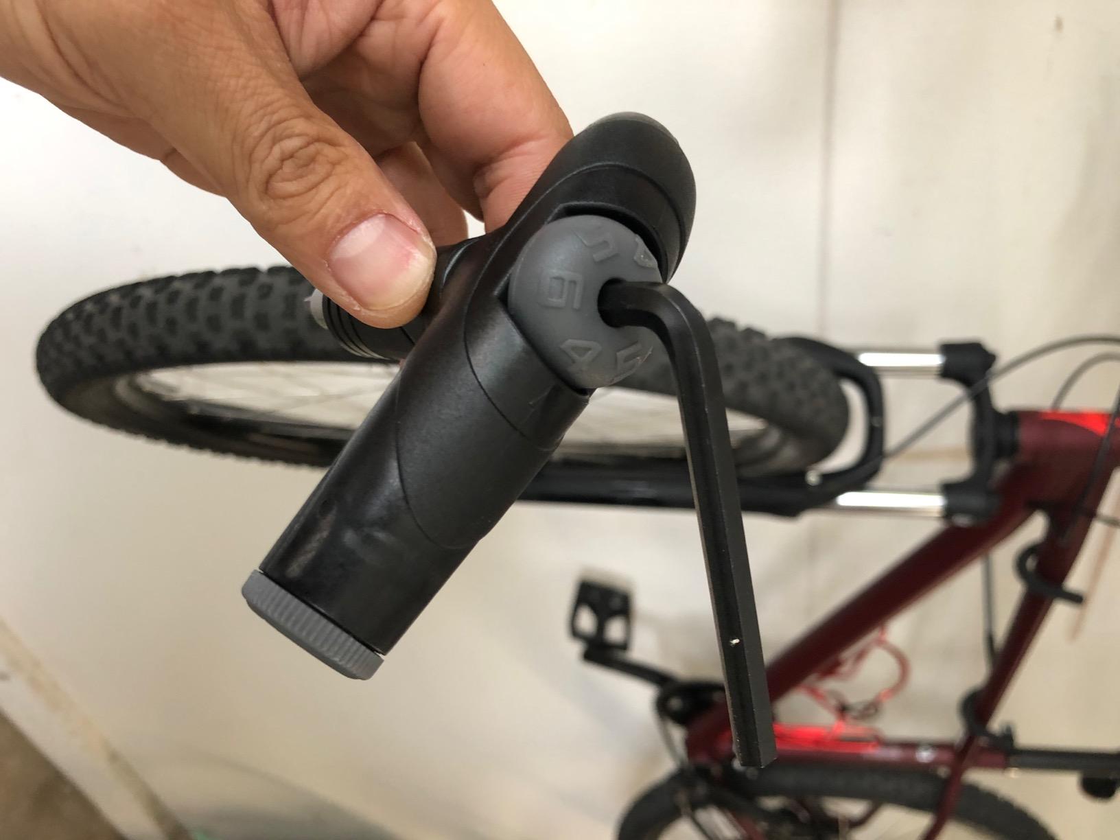 MARQUE Adjustable Bike Torque Wrench – 4, 5, 6 Nm Dial Portable Mini Bicycle Multitool Allen Key Tool, includes 3, 4, 5 mm Hex, T 25 Tool Bits – Repair Your Road and MTB at Home Garage - Cyclist Gift customer photo 1