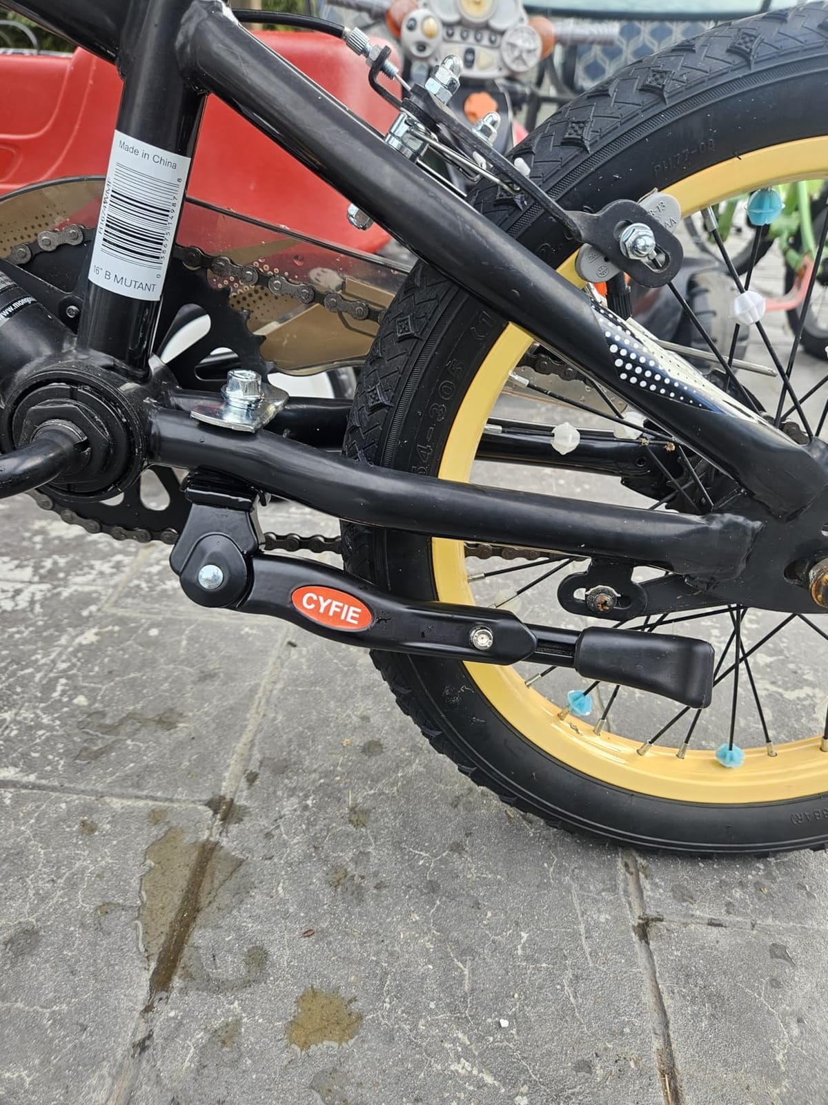 Cyfie Bike Kickstand for 16-20 Inch Bikes, Adjustable Aluminum Center Mount customer photo 1