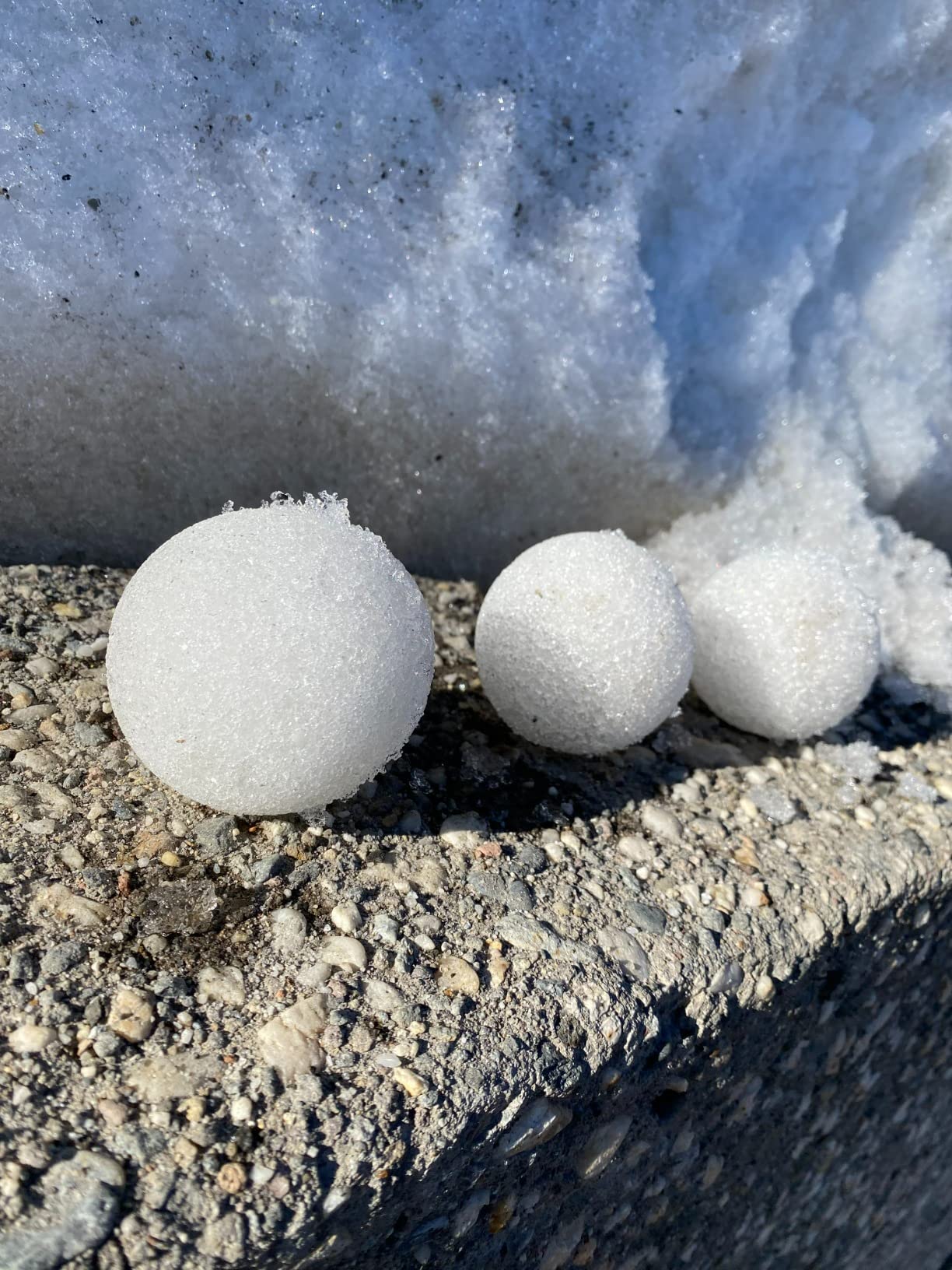 Snowball Maker, 4 Pack Snow Toys for Kids Winter Snow Ball Duck Shaper Molds | Snow Ball Toys Games Activities with Handle, Snowball Fight Play Tool Clip Outdoor Indoor, Christmas Gift with Drawstring Bag customer photo 2