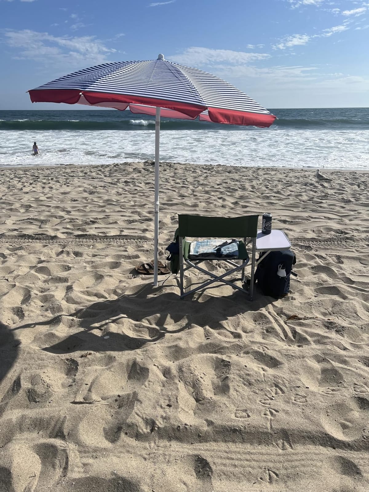 PICNIC TIME 5.5 Ft Portable Beach Umbrella, Lightweight UV Protection Sunshade with Tilt Pole & Carry Bag, Outdoor Canopy Umbrella for Beach, Sand, Pool, Patio, Camping, Travel, or Backyard Shade, (Wave Break Gray Pattern) customer photo 2