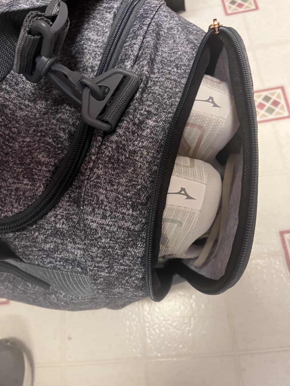 adidas Unisex Defender 4.0 Gym Duffel Bag for Men and Women customer photo 1