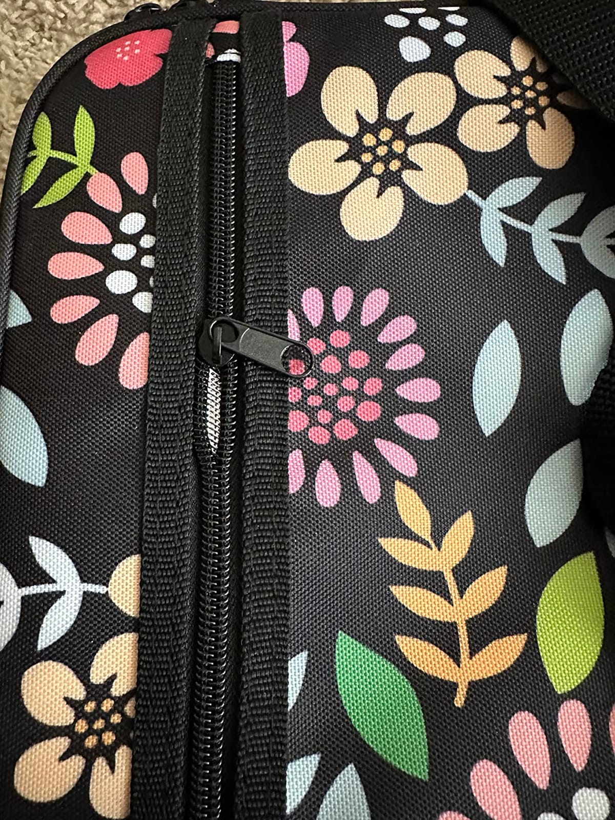 VP Home Large Casserole Carrier - Double Compartment Insulated Bag for Hot or Cold Food - Cupcake Carrier - Insulated Tote Bag with Lid for Travel Parties or Food Transport Containers - Heather Gray customer photo 2