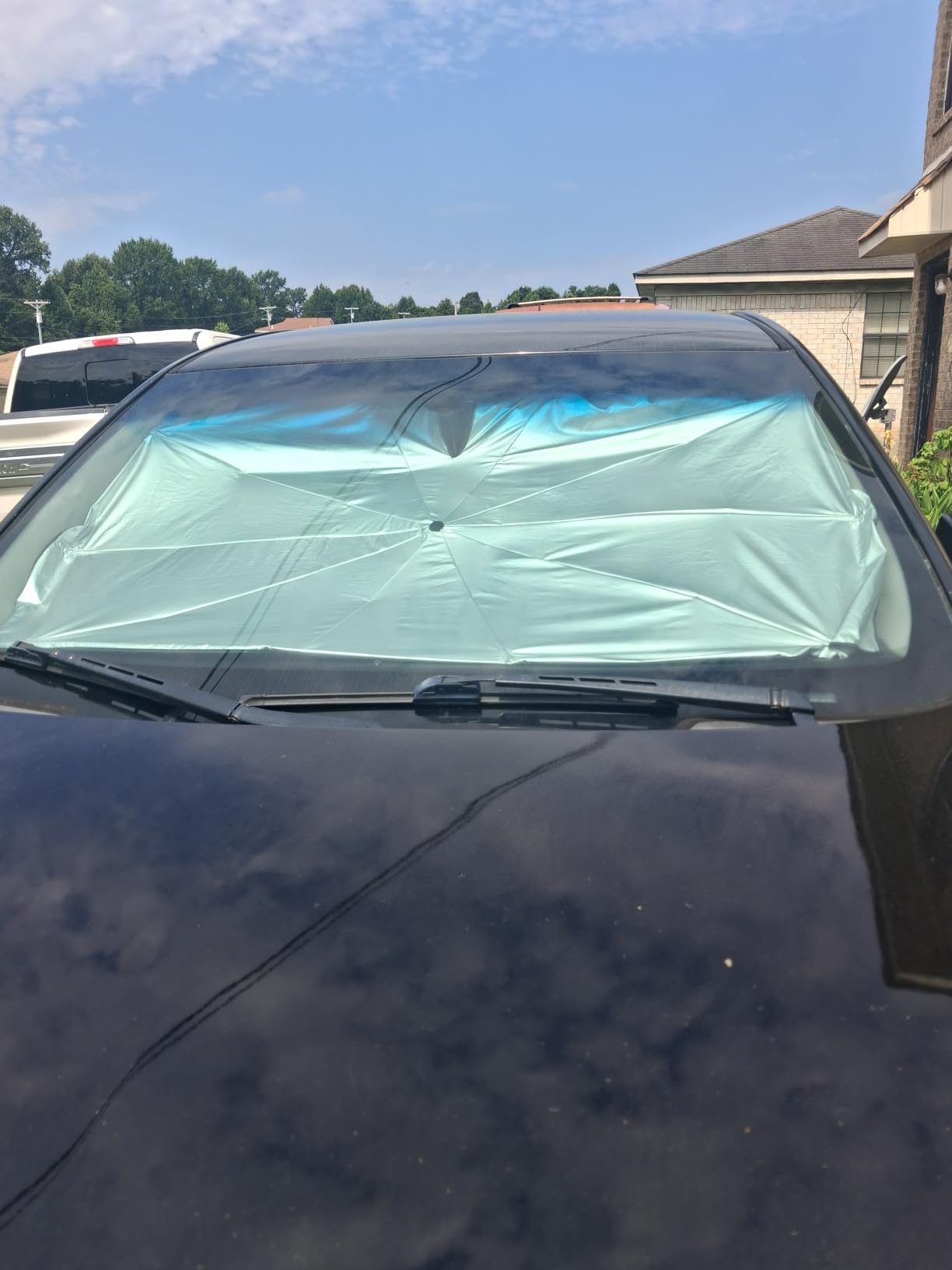 2026 Windshield Sun Shade Umbrella, Foldable Car Sunshade, 99% UV Block - Car Front Window Shield (Heat Insulation Protection) for Auto Windshield Covers Blackout Trucks Cars (Large) customer photo 1