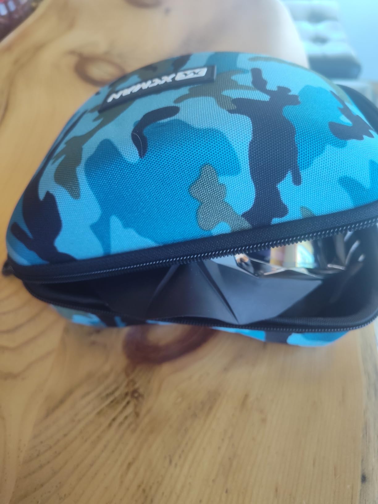 XCMAN Rigid EVA Ski Goggle Case Fit All Shapes and Size Ski Goggles customer photo 1