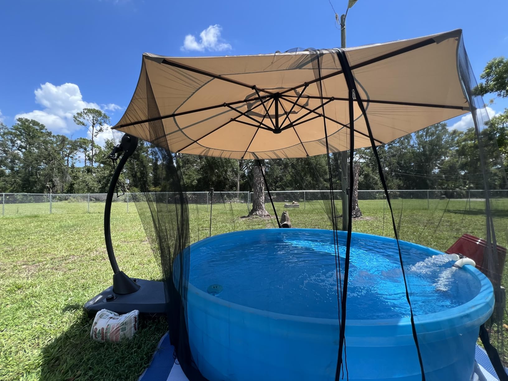 Grand patio 11FT Cantilever Round Umbrella with Base, Champagne | 11FT Large Outdoor Hanging Offset Umbrella, Aluminum Pole, Tilt Adjustment customer photo 1