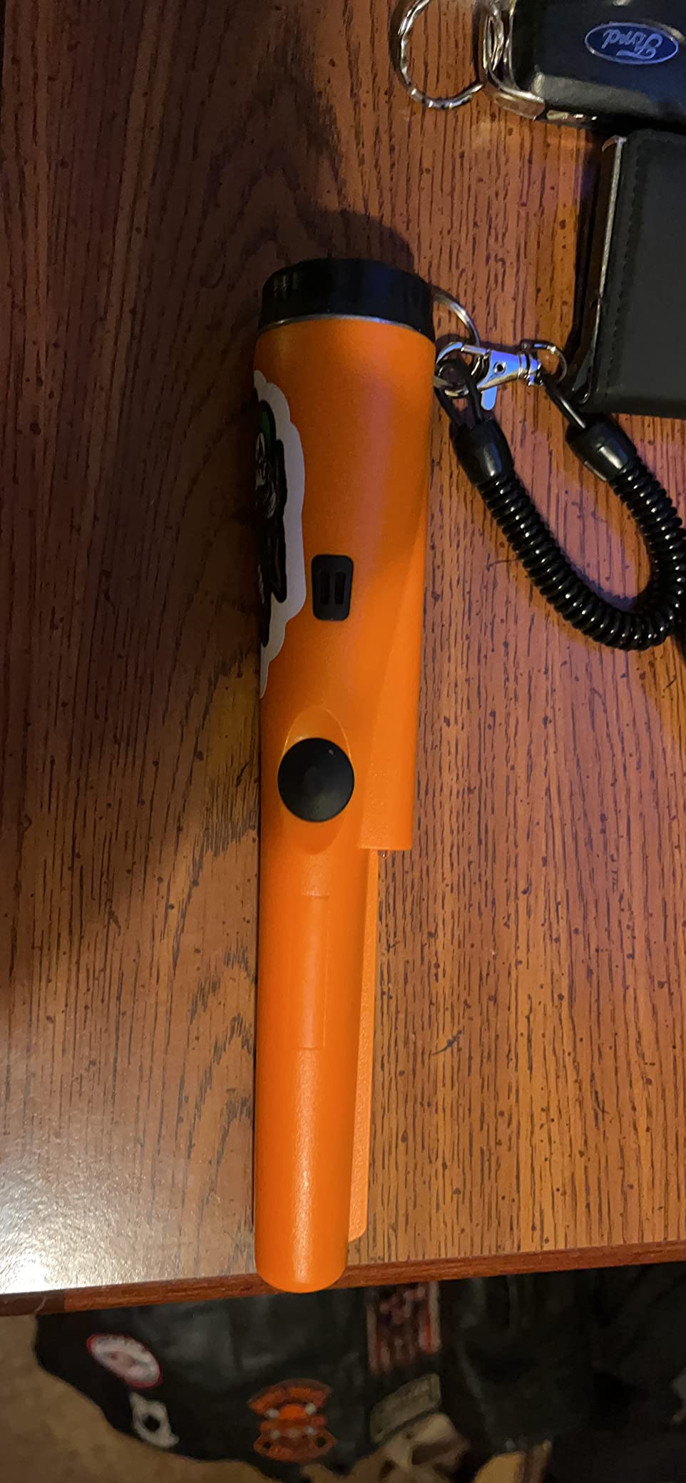 Dmyond Metal Detector Pinpointer, Professional Waterproof with 9V Battery | High Sensitivity 360° Detection Handheld Pin Pointer Wand, Search Treasure Pinpointing Finder Probe for Adults & Kids, Orange customer photo 1