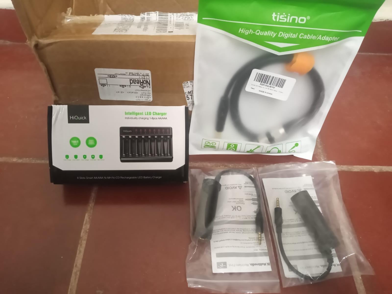 HiQuick AA Rechargeable Batteries 8 Pack, 2800mAh with 8-Bay Smart Charger customer photo 1
