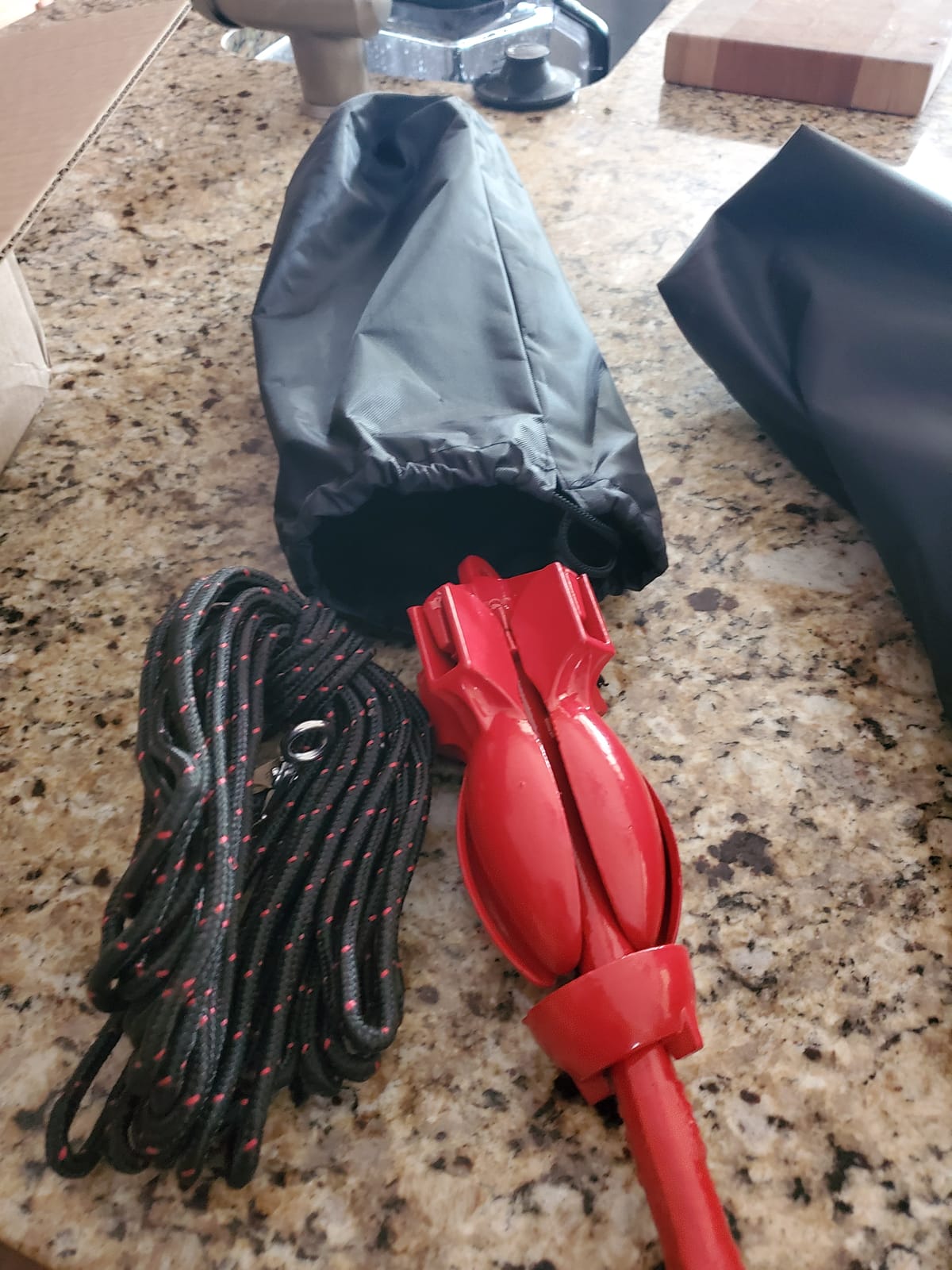 ISURE MARINE Kayak Anchor Kits Portable Folding Grapnel Anchor Buoy Kit Canoe Kayak Raft Boat Sailboat Fishing 3.5 lbs Marine Rope for Small Boats, Kayaks Jet Ski (Red or Green) customer photo 2