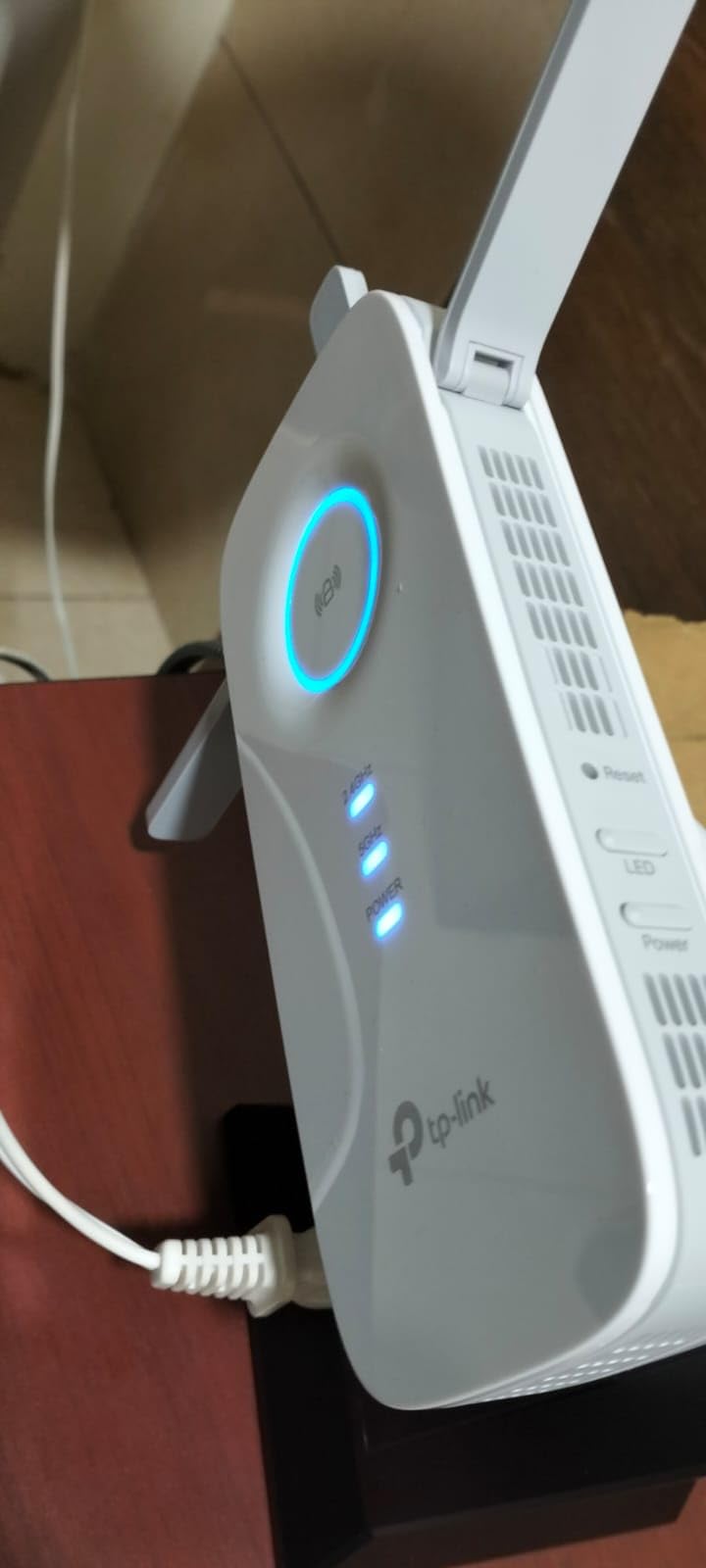 TP-Link AC1900 WiFi Range Extender RE550 | Dual-Band Wireless Repeater customer photo 2