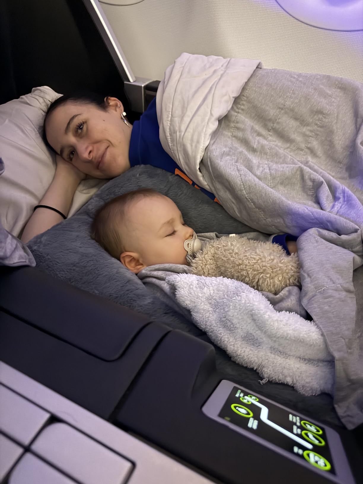 FHSGGP Travel Pillow Car Pillow Kid Car Sleeping Dark Gray | The Sleeping Aid for Adults and Kids on Road Trips Kids Travel Pillow customer photo 2