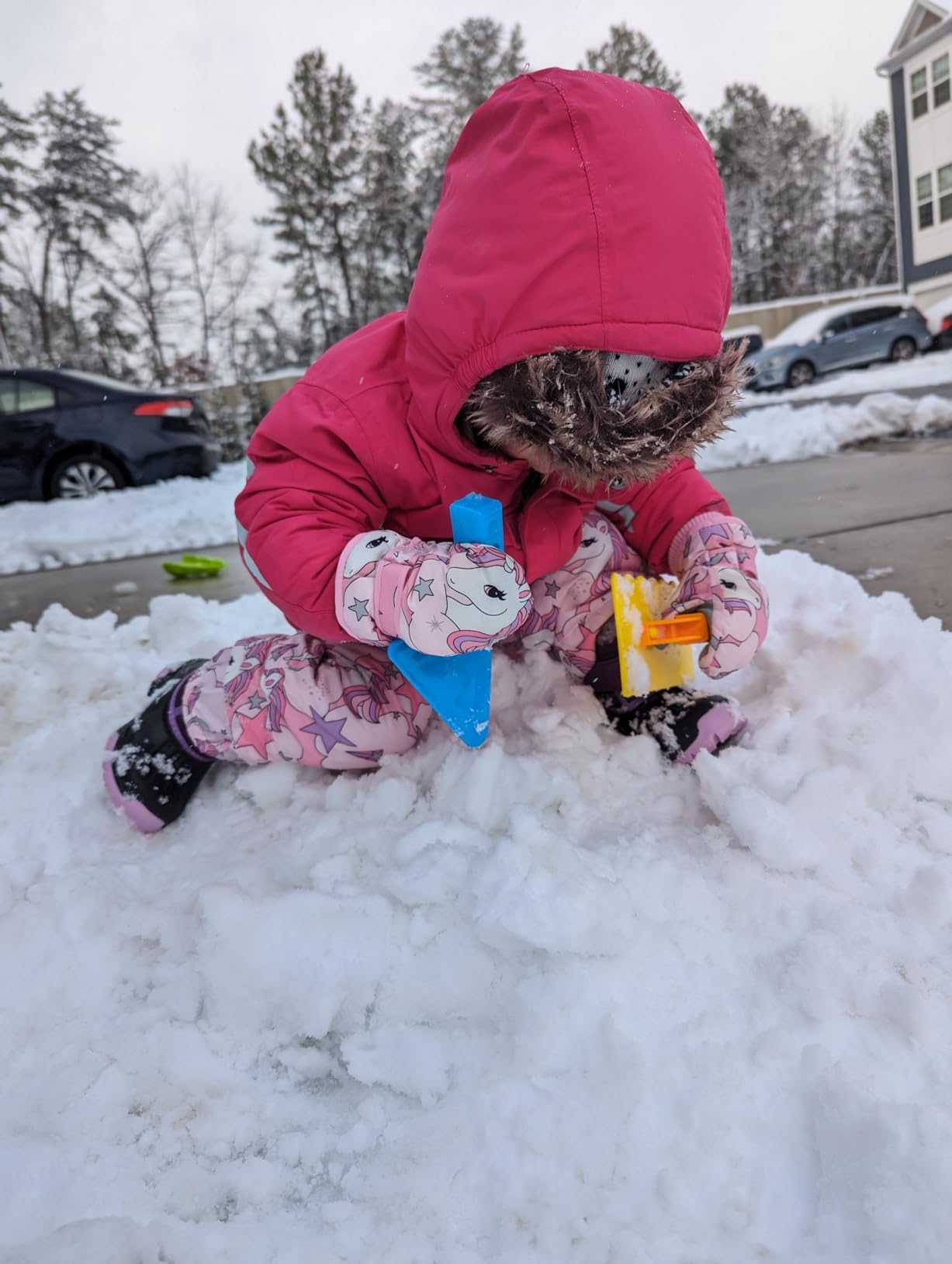 Max Fun 25Pcs Winter Snowball Tool Kit with Handle for Snow Ball Shapes Fights Duck for Kids Toddlers Adults Outdoor Sand Molds Beach Toys customer photo 2