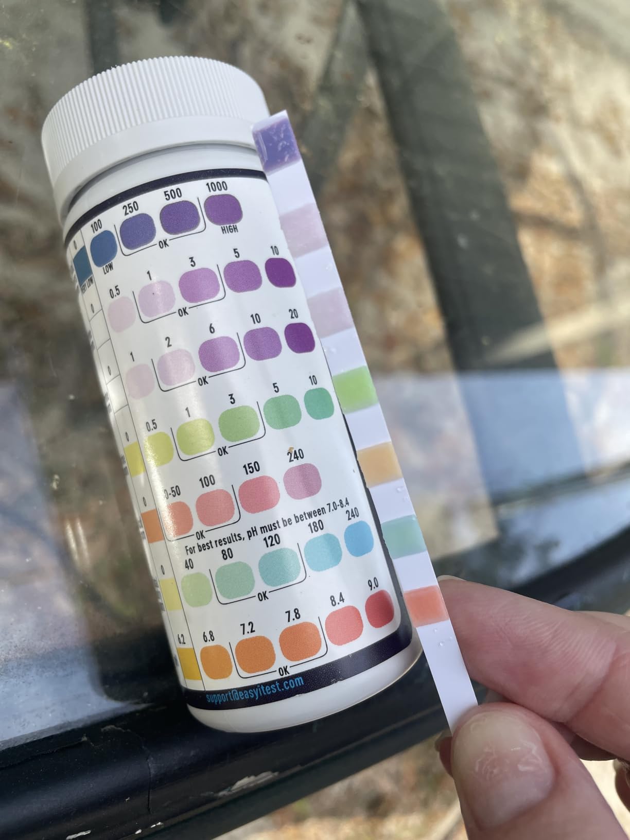EASYTEST 7-Way Pool Test Strips, 150 Strips Water Test for Hot tub and Spa customer photo 1