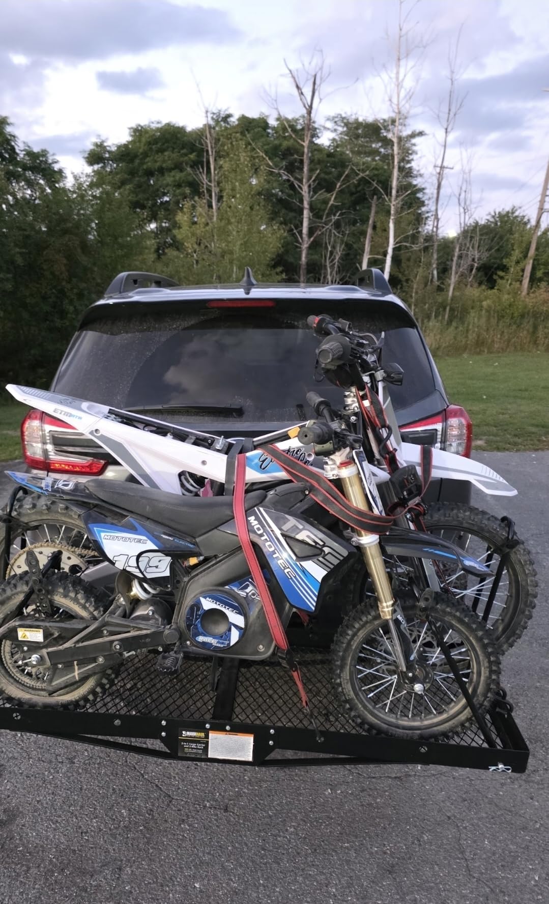 MaxxHaul 50641 60 inch x 20 inch 500 lb. Capacity 2 in 1 Hitch Mount Cargo Carrier Rack and 2 Bike Rack for 2 inch Receiver customer photo 2