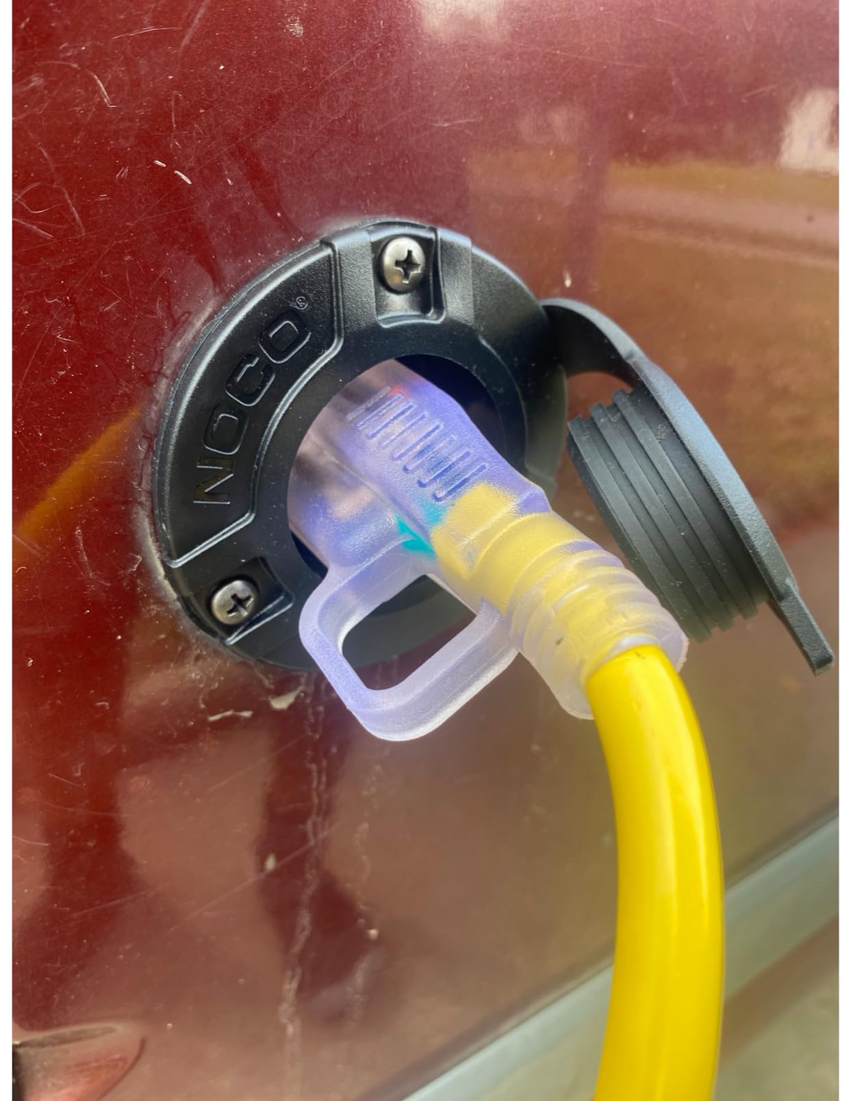 HUANCHAIN 12/3 Gauge Heavy Duty Outdoor Extension Cord 100 FT Waterproof | 12AWG 100FT Waterproof with Lighted end, Flexible Cold-Resistant 3 Prong Electric Cord Outside, 15Amp 1875W SJTW, Yellow, ETL customer photo 2