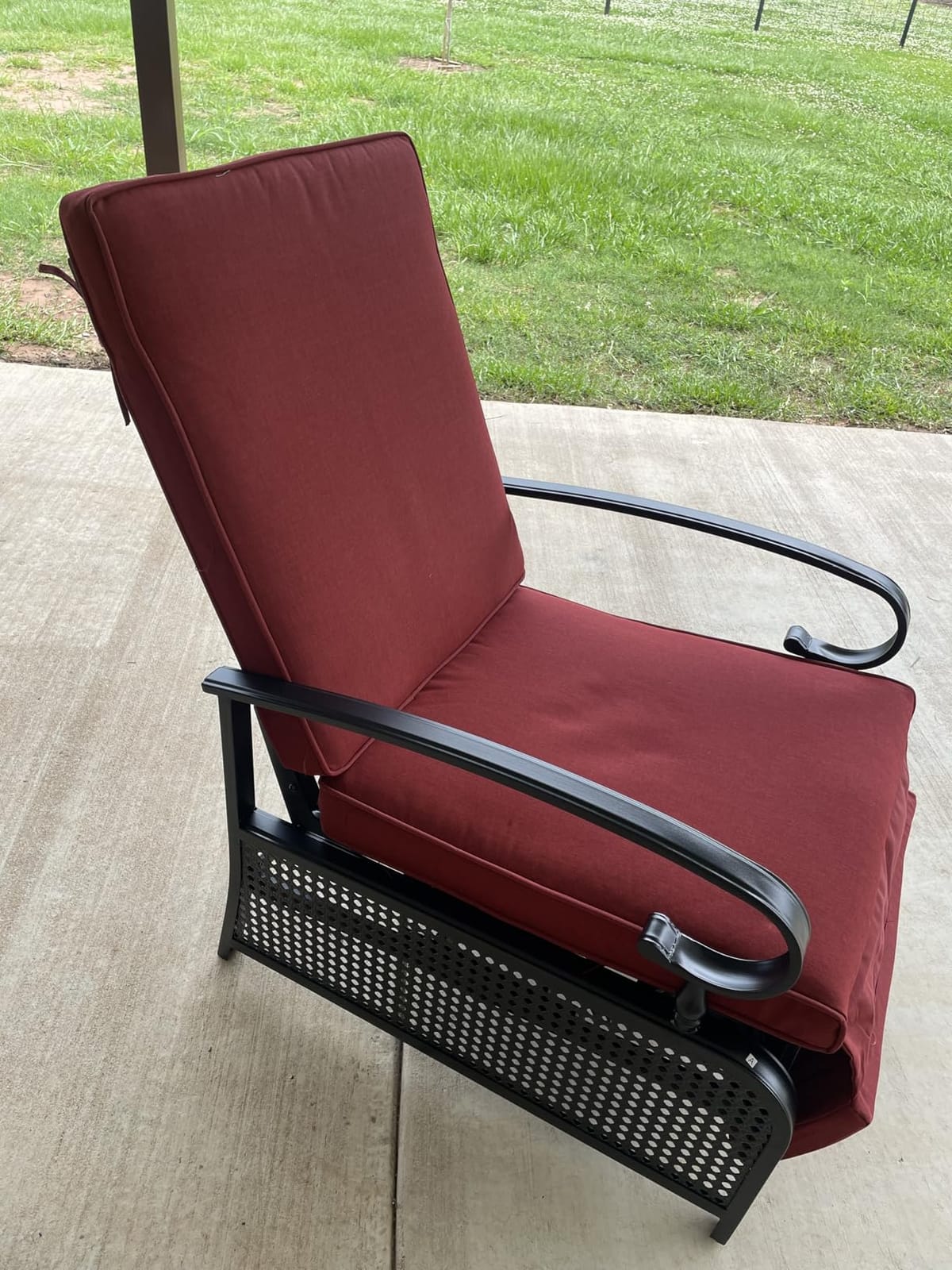 Kozyard Adjustable Outdoor Reclining Lounge Chair customer photo 1