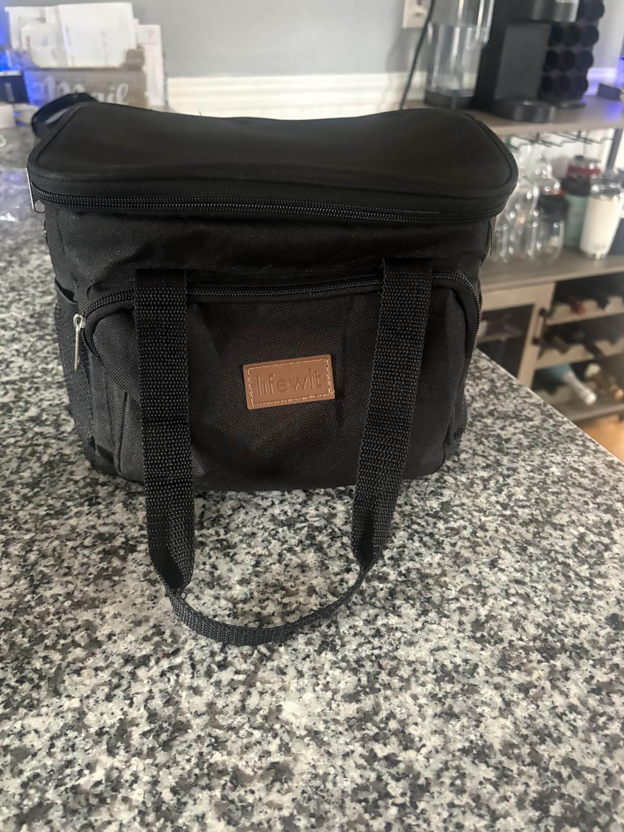 Lifewit Medium Lunch Bag, Insulated Lunch Box, Soft Cooler Cooling Tote for Adult Men Women, Black 12-Can (9L) customer photo 2