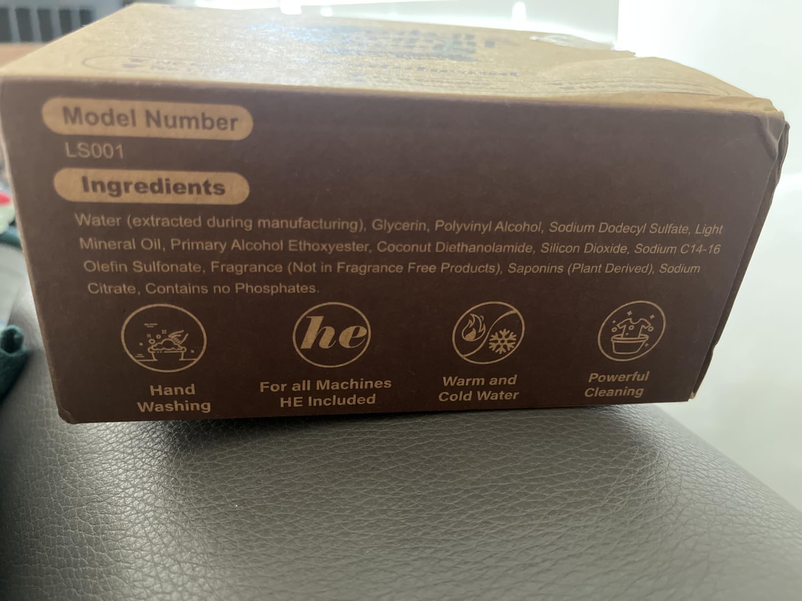 Poesie Travel Laundry Sheets Unscented 1 Mini Box 40 Count customer photo 2