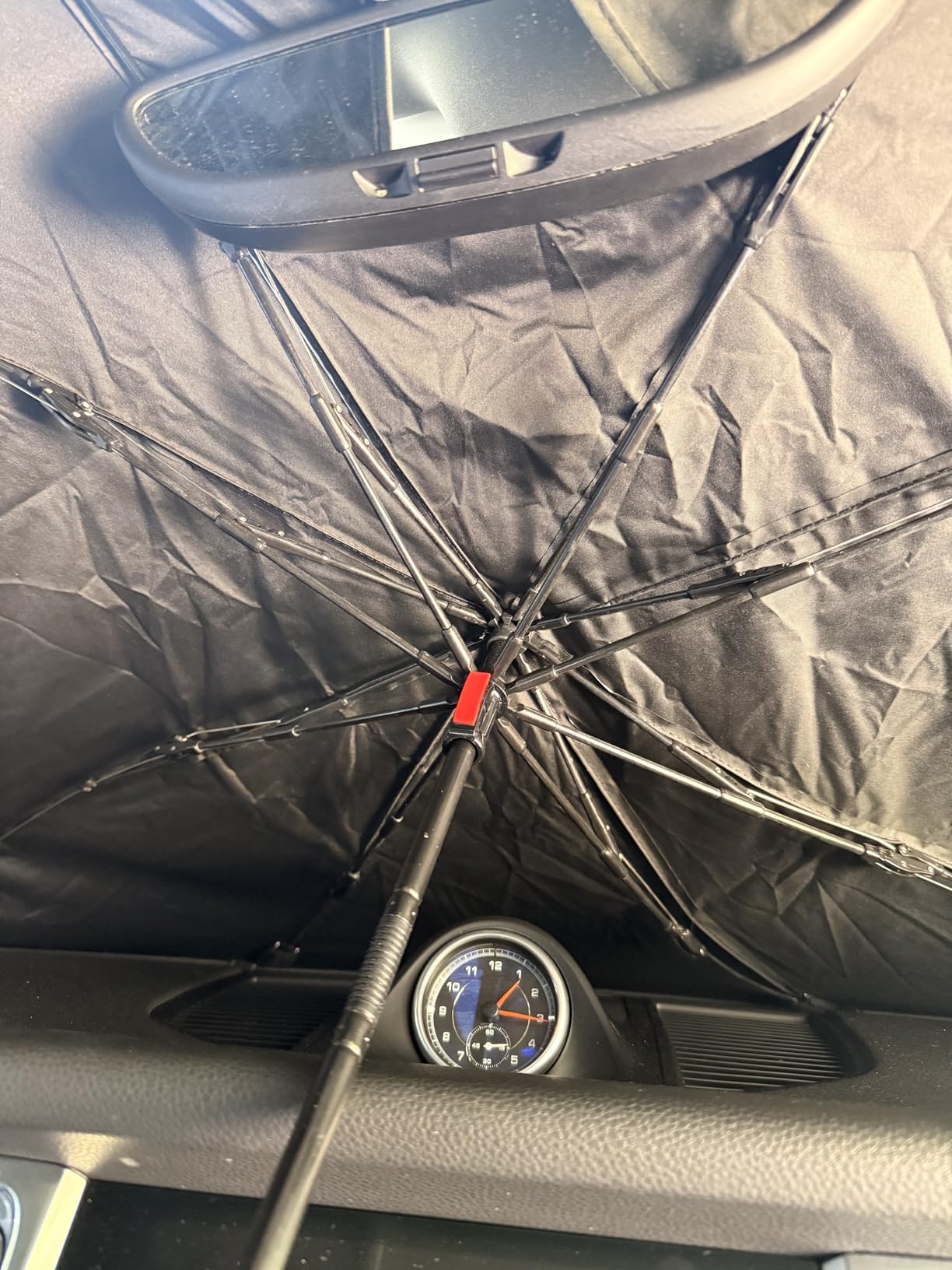 Lamicall Car Windshield Sunshade Umbrella - Foldable Car Windshield Sun Shade Cover, 5 Layers UV Block Coating, 52