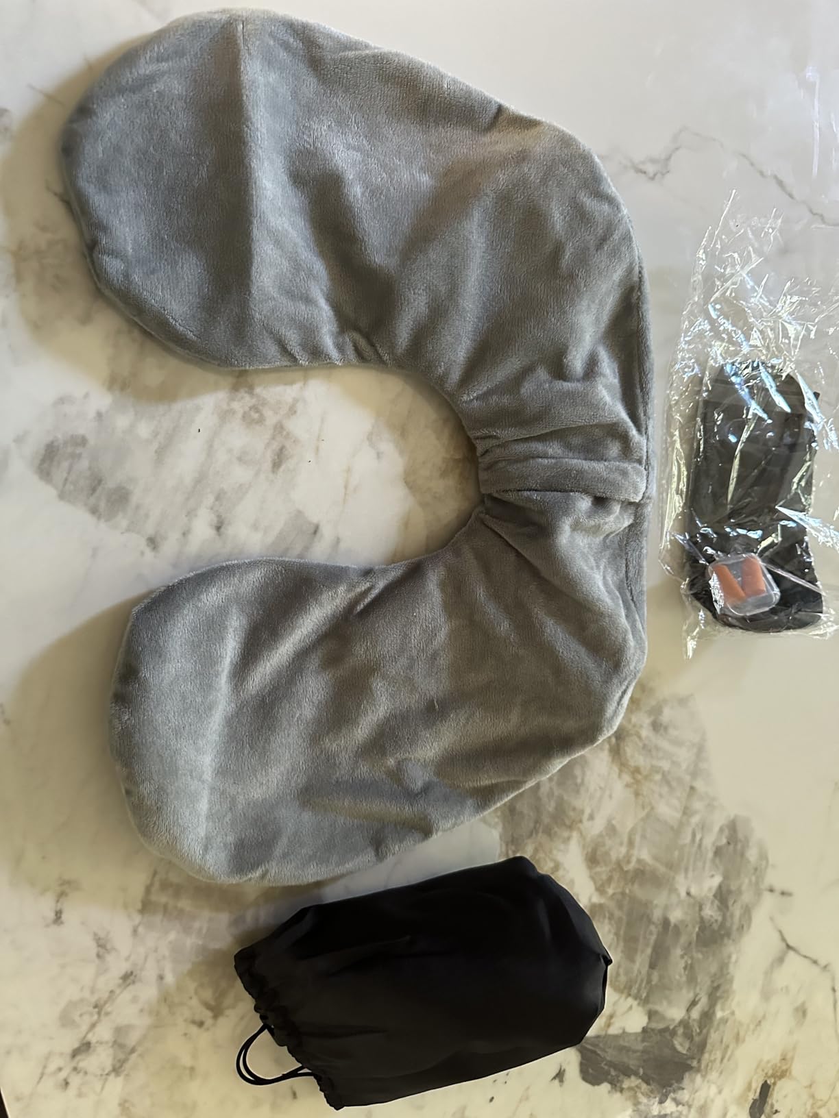 Inflatable Travel Pillow for Airplane Inflatable Neck Pillow for Traveling with Soft Velvet Washable Cover for Sleeping, Airplane,Train, Car, Office, Contoured Eye Masks, Earplugs customer photo 2
