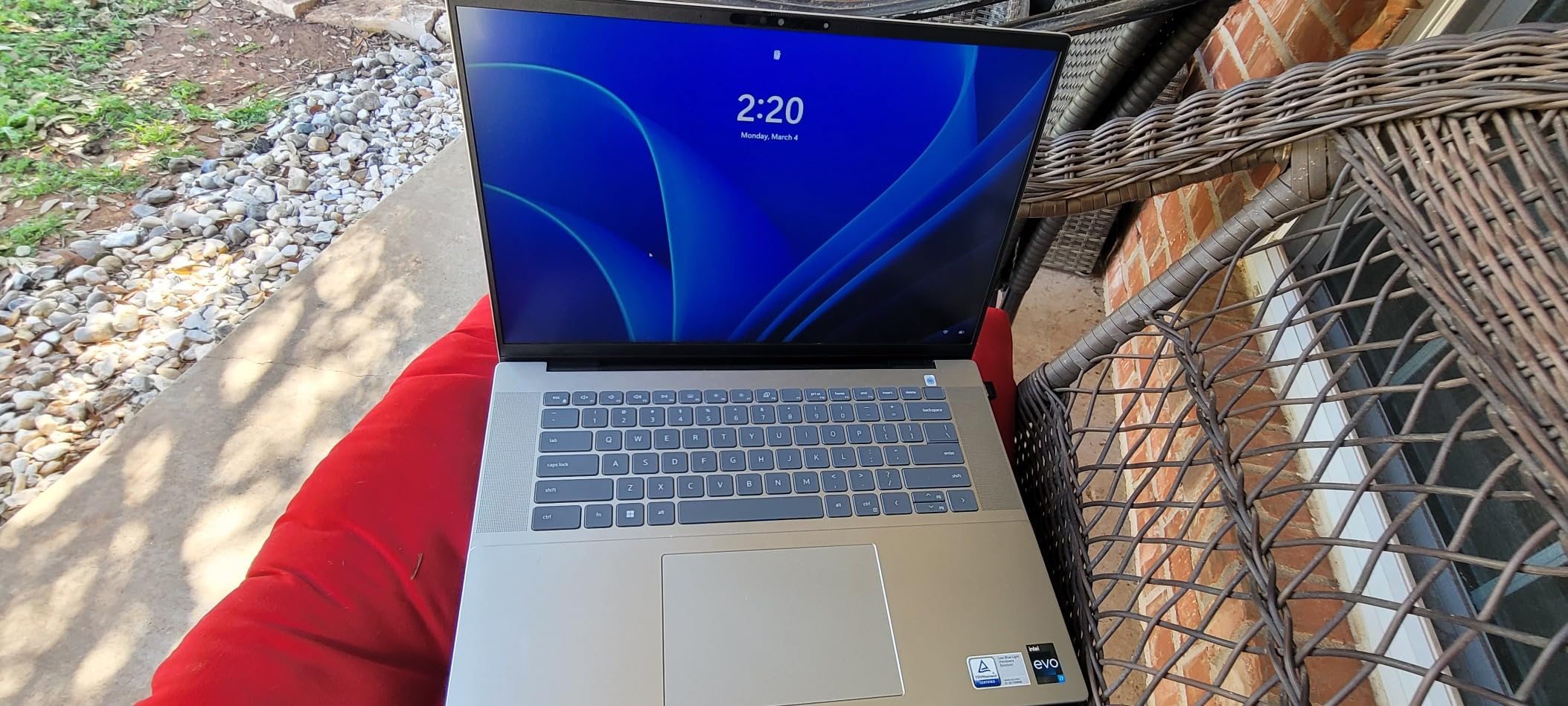 Dell Inspiron 5630 Laptop - 16.0-inch 16:10 FHD+ (1920x1200) Display, Intel Core i7-1360P, 16GB LPDDR5 RAM, 1TB SSD, Intel Iris Xe Graphics, Windows 11 Pro, Premium Support & Dell Migrate - Silver customer photo 1