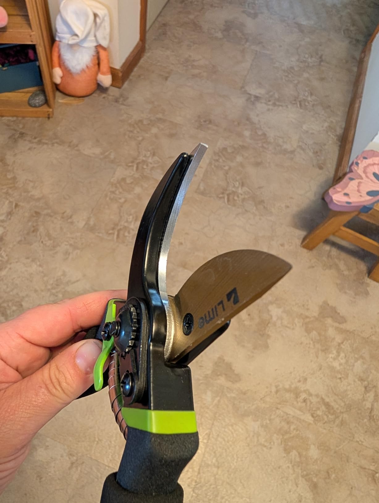 Ultra Sharp Japanese Steel Pruning Shears - Cuts 3X Easier, Weak Hand Arthritis Clippers, Rust-Resistant Titanium Coated Pruner, Effortlessly Cuts 3/4 Inch customer photo 1