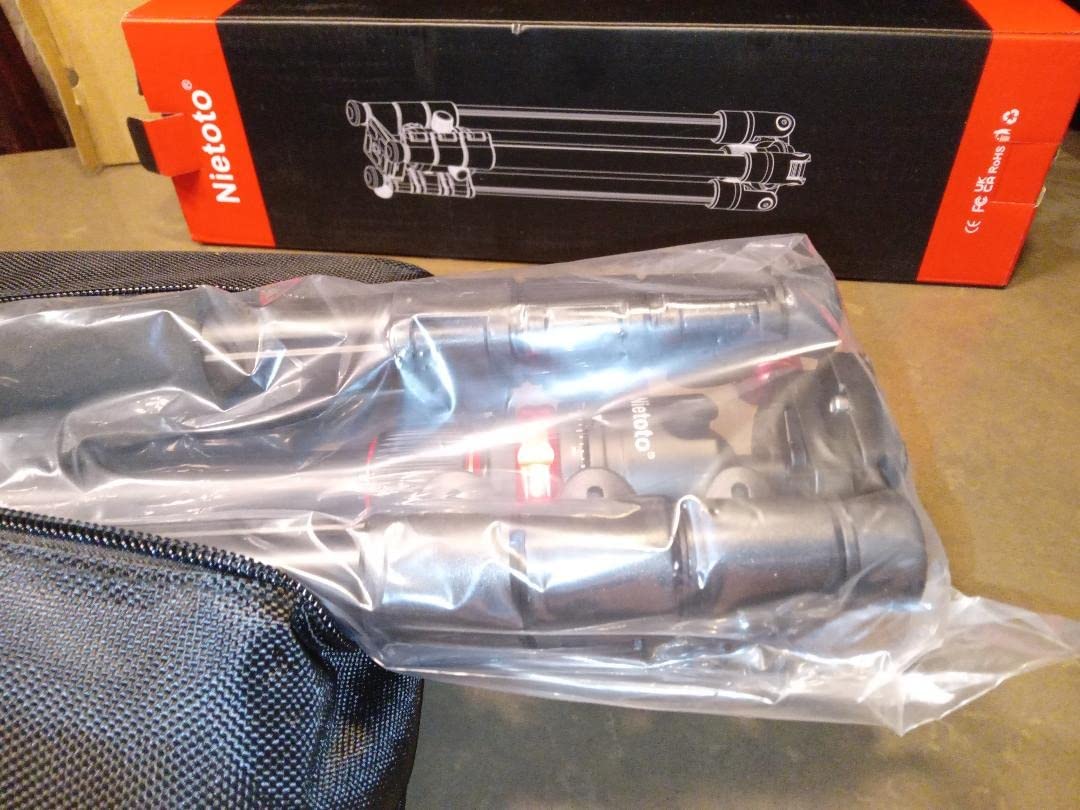 2 in 1 Camera Tripod & Hunting Stand Foldable, 68