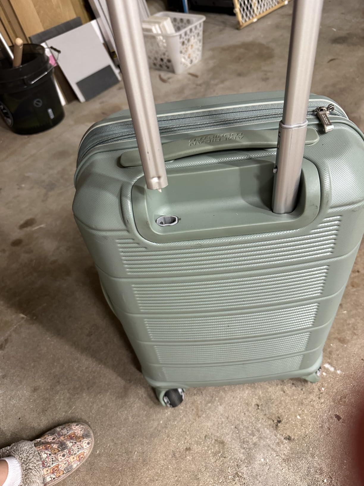 American Tourister Stratum 2.0 Expandable Hardside Luggage with Spinner Wheels, Checked-Large, Jade Green customer photo 2
