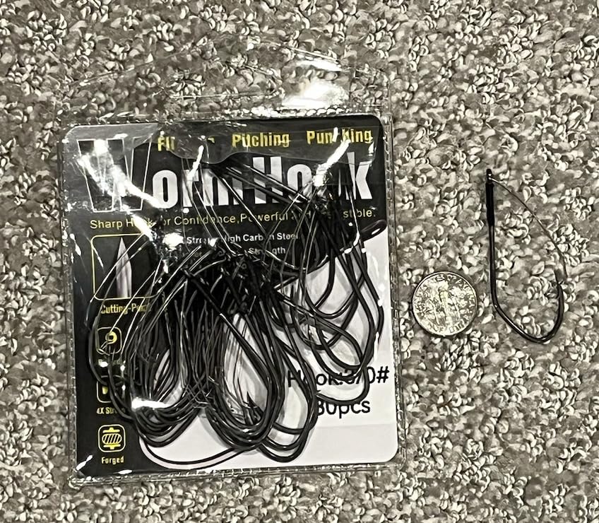 Dovesun Weedless Worm Hooks for Bass Fishing Straight Shank Wacky Rig Hooks | 30 Pack 4X Strong High-Carbon Steel, Texas Rig Hooks, Baitholder Nylon Wire Wrap or Wire Weed Guard, Sizes 1/0-3/0 customer photo 2